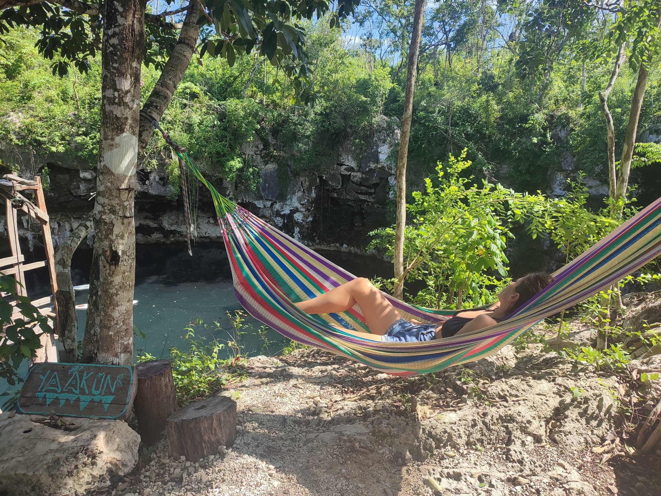 Hamac détente dans la jungle